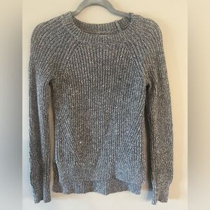 Abercrombie & Fitch gray ribbed sweater size small